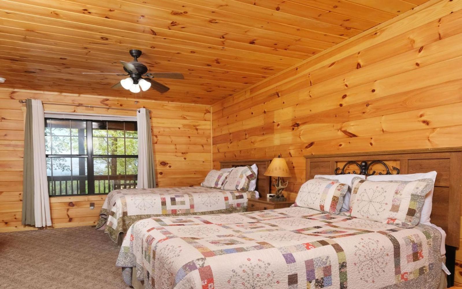 Little Bear Cabin Гетлинбург Екстериор снимка