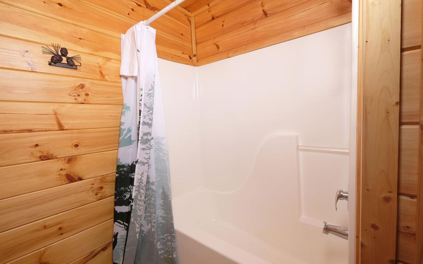 Little Bear Cabin Гетлинбург Екстериор снимка