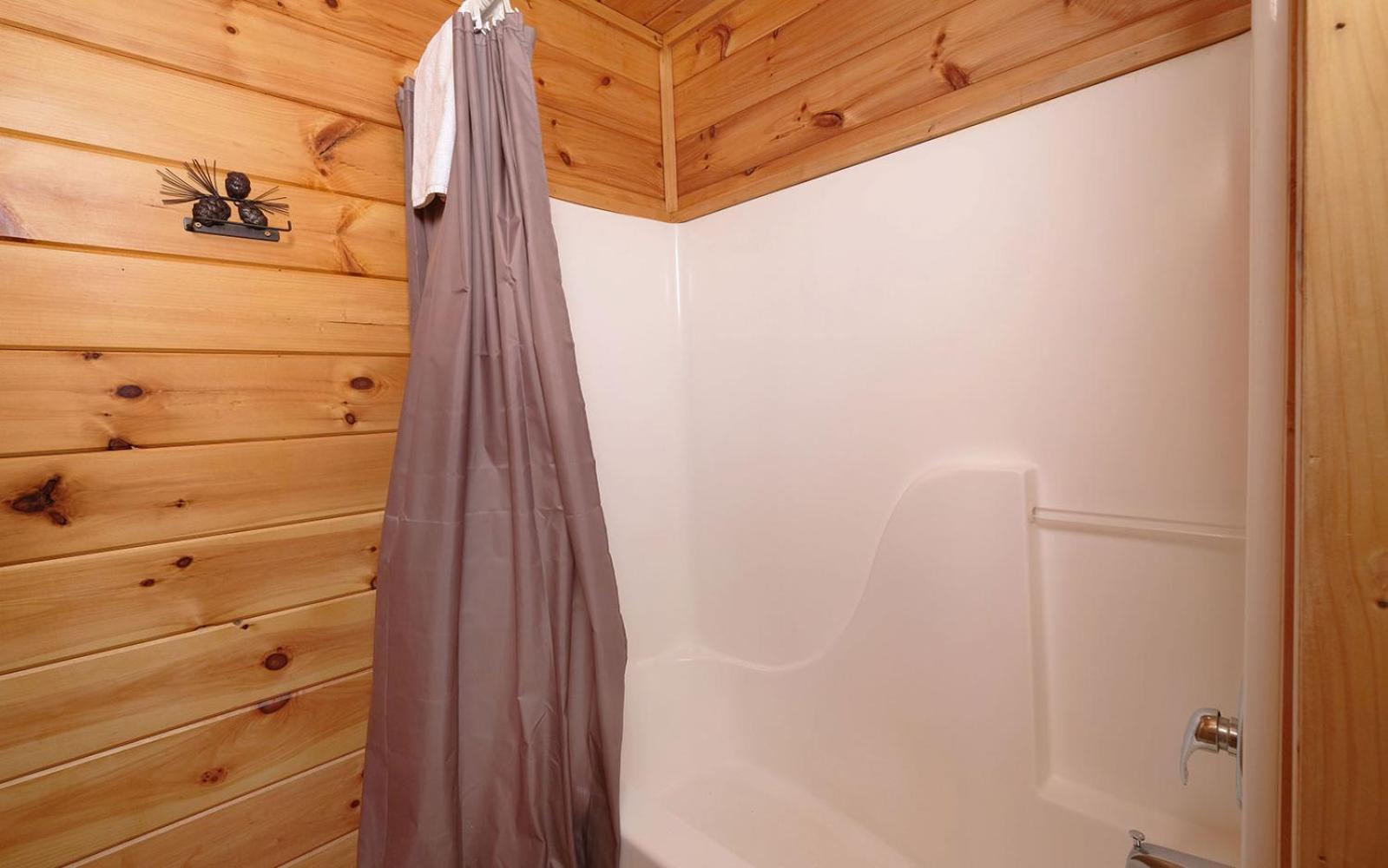 Little Bear Cabin Гетлинбург Екстериор снимка